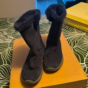 Sketchers Gogamat technology Navy Boots Sz 8.5